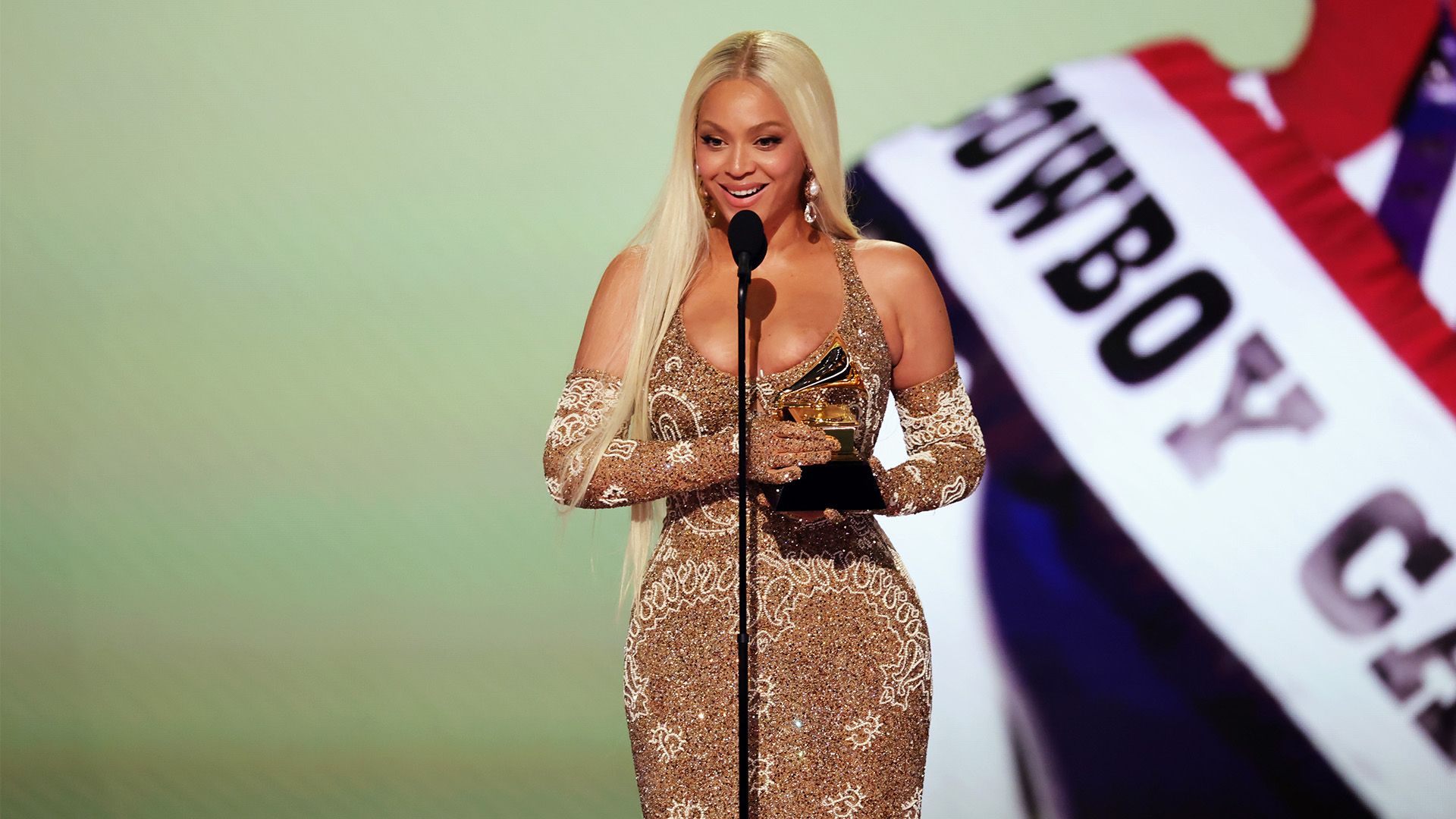 客场突破 客场突破